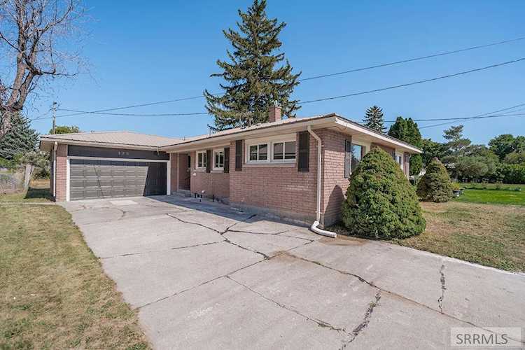 320 W 2nd N Rigby, ID 83442