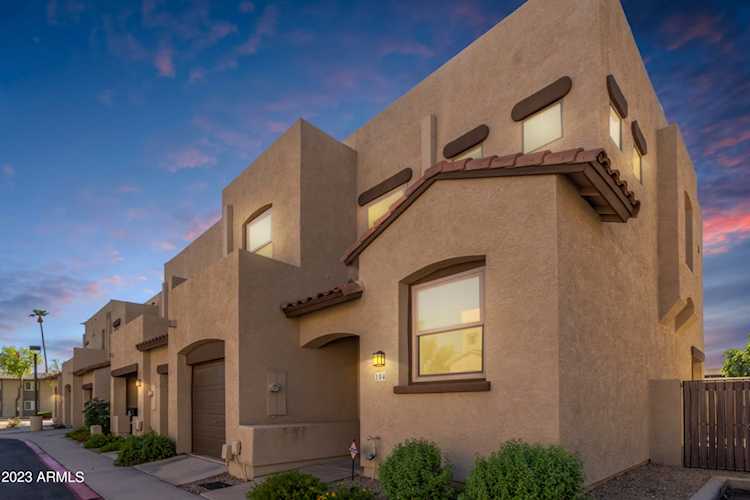 1930 E Hayden Lane #104 Tempe, AZ 85281