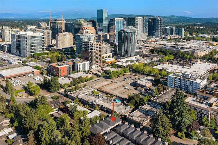 10001 NE 12th St #103 Bellevue, WA 98004
