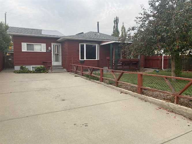 6421 30 Ave NW Calgary, AB T3B 1J6