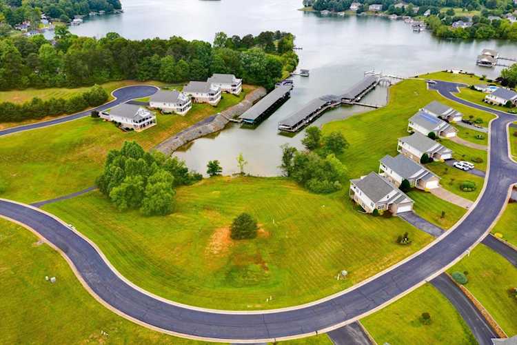 Lot 3 Lands End Union Hall, VA 24176