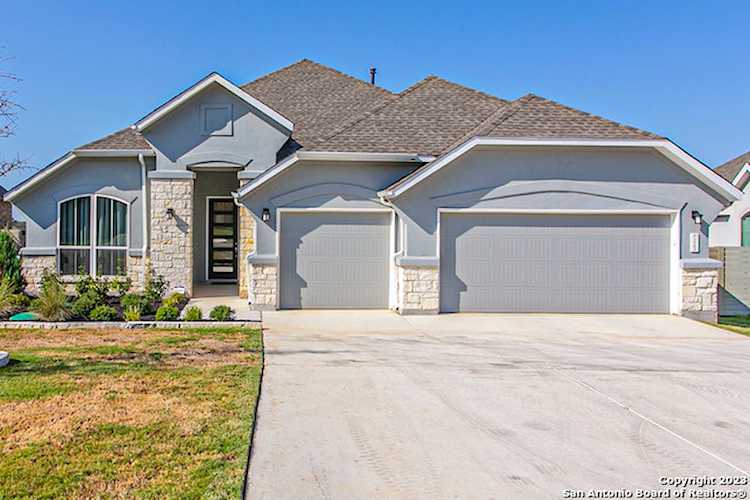 1165 Hammock Glen New Braunfels, TX 78132