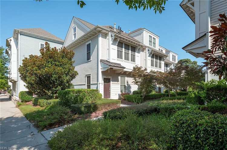 9424 26th Bay St Norfolk, VA 23518