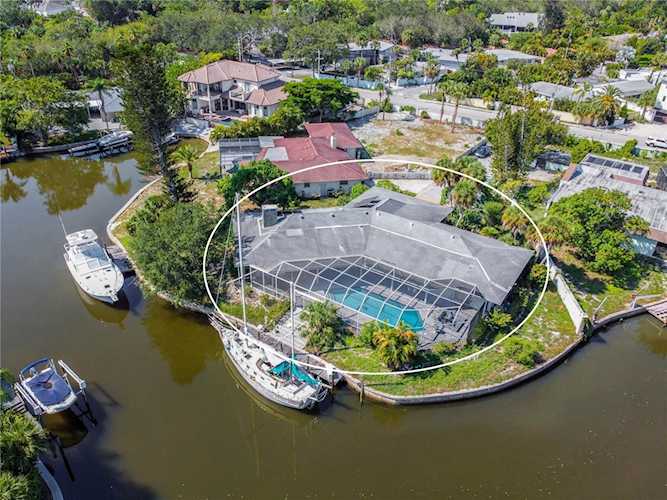 6937 Midnight Pass Rd Sarasota, FL 34242