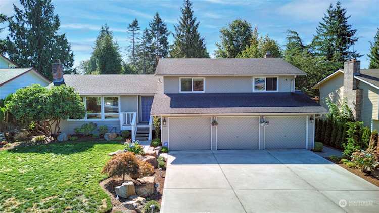 14501 SE 275th Place Kent, WA 98042