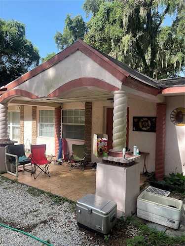 1602 N Taylor Rd Brandon, FL 33510