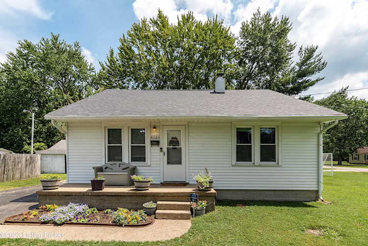4325 Edgin Ave Louisville, KY 40216