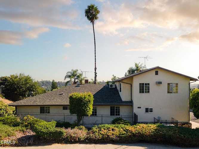946 Fortune Way Los Angeles, CA 90042