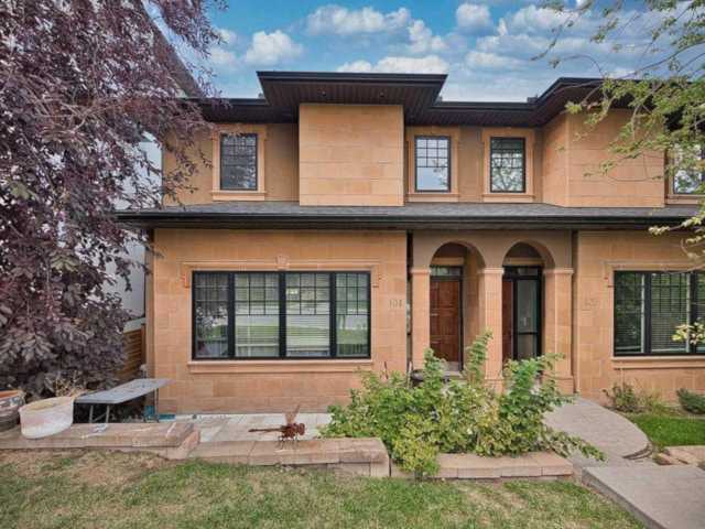 104 SW 38A Ave Calgary, AB T2S 0W4