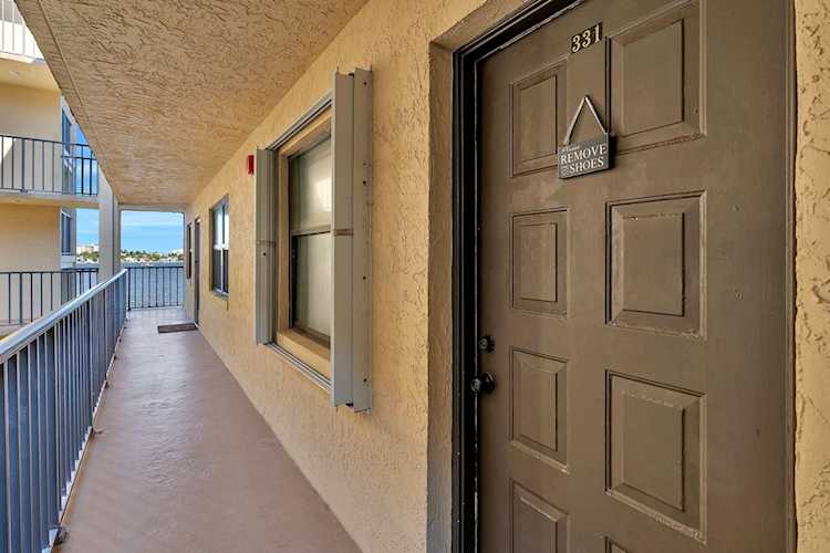 896 N Federal Highway #331 Lantana, FL 33462