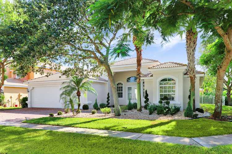 7219 Via Abruzzi Lake Worth, FL 33467