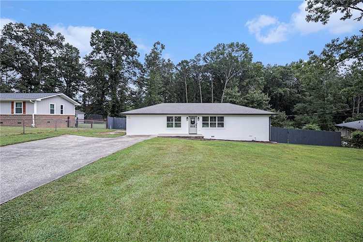 1053 Mealor Road Lawrenceville, GA 30043