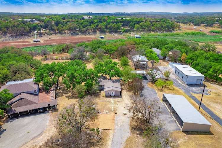24801 Lake View DR Spicewood, TX 78669