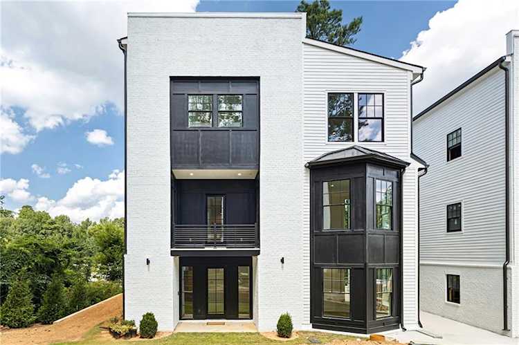2760 3 Lenox Road NE Atlanta, GA 30324