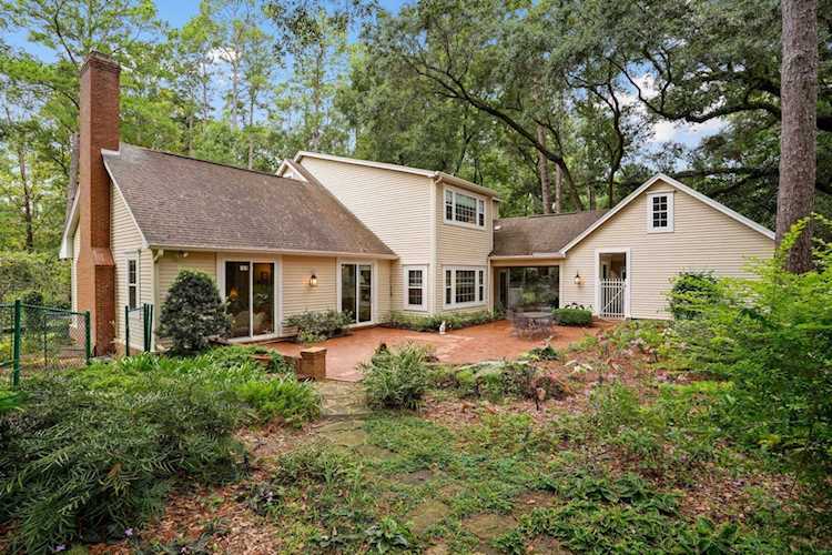 1749 Tarpon Dr Tallahassee, FL 32308