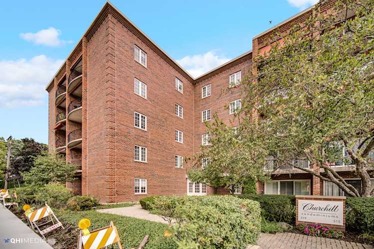 519 N Main St #3CN Glen Ellyn, IL 60137