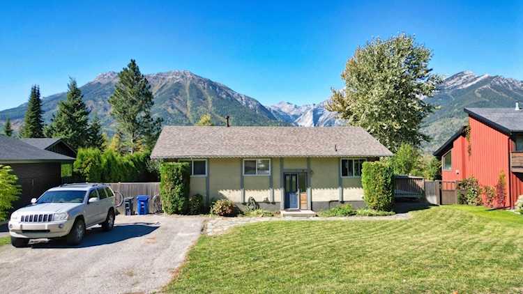69 Ridgemont Drive Fernie, BC V0B1M2
