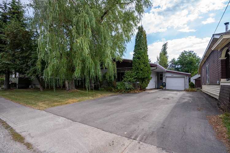 242 2nd Avenue Fernie, BC V0B1M0
