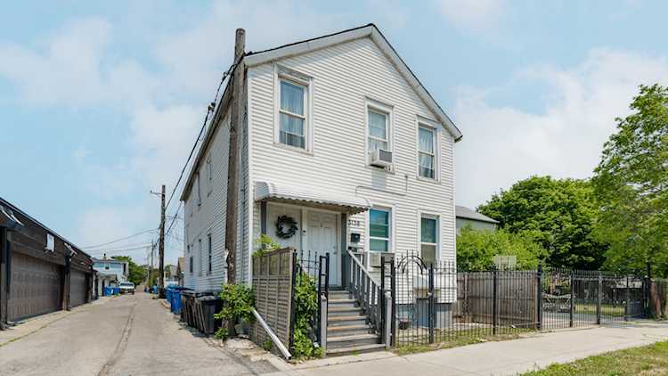 3138 W Wabansia Ave Chicago, IL 60647