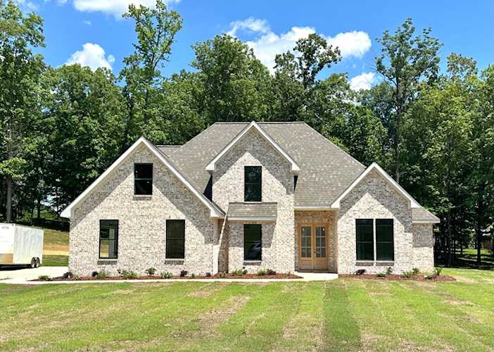 442 Madison Dr Starkville, MS 39759