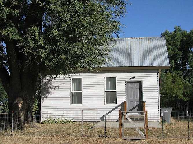 820 Jefferson St Davenport, WA 99122