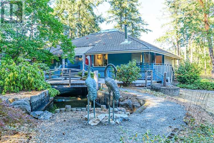 2870 Wildberry Road Ladysmith, BC V9G1C7
