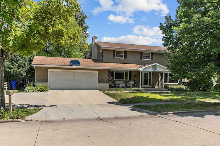 1820 N Birchwood Ave Appleton, WI 54914 home for sale, MLS#50279080 - Dallaire Realty Photo 1