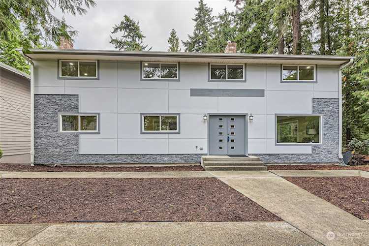 17532 8 Ave NW Shoreline, WA 98177
