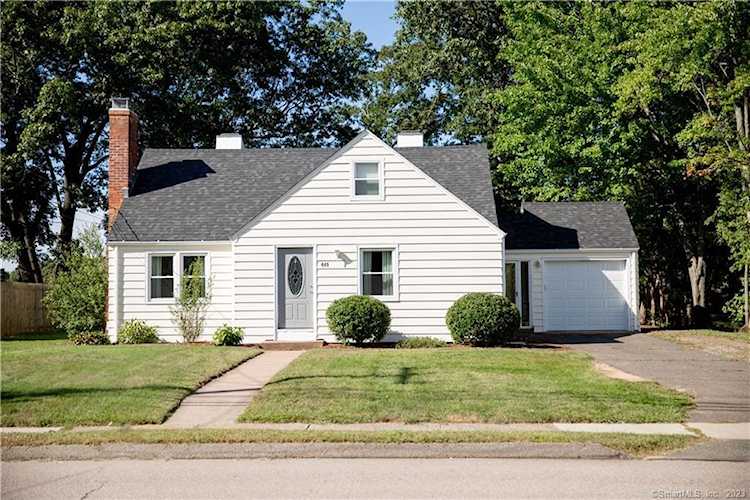 449 Griswold St Glastonbury, CT 06033