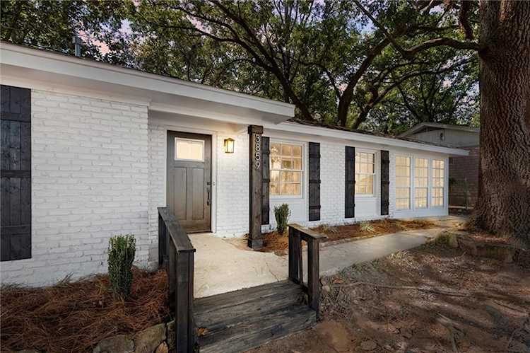 3859 Pleasant Valley Road Mobile, AL 36609