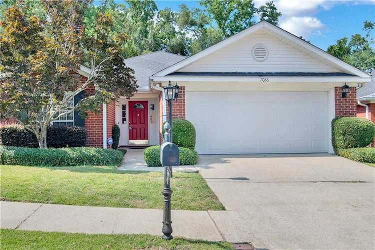 7086 Crown Pointe Drive Mobile, AL 36695