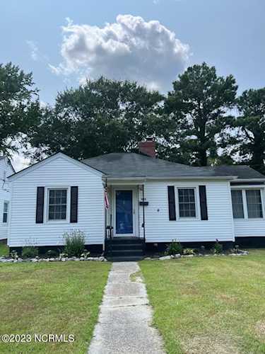 1005 Tuscarora Ave Elizabeth City, NC 27909