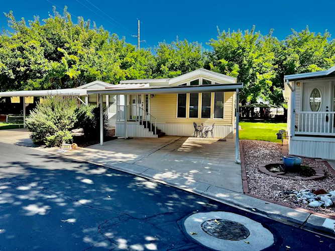 1160 E Telegraph ST #111 Washington, UT 84780
