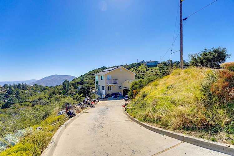 3305 Oakwood Drive Julian, CA 92036