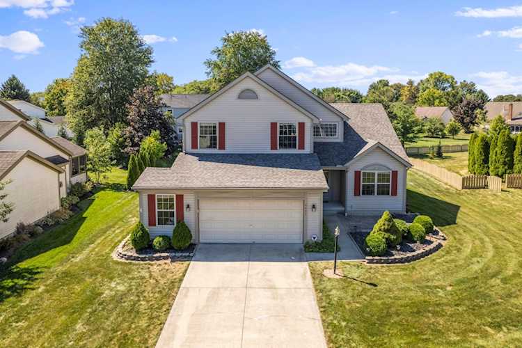 6695 Oak Shadow Drive Westerville, OH 43082