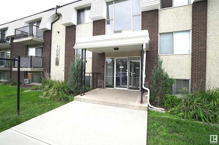# 106 10980 124 Street Edmonton, AB T5M 0H8