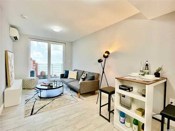 35-20 146 St #6D Flushing, NY 11354