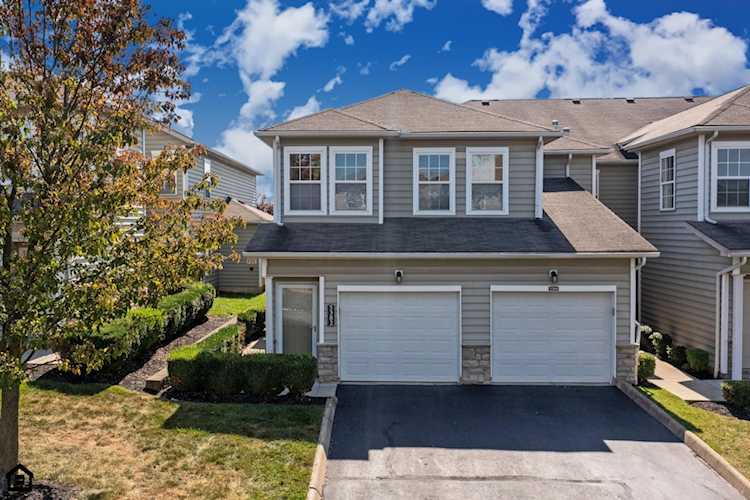 For Sale: $265,000 A condo for sale for sale at 5382 Nottinghamshire Lane Westerville, OH 43081 - Franklin. MLS 223030284 - ONE LEVEL LIVING AT ITS BEST! VERY OPEN & SPACIOUS RANCH STYLE CONDO LOCATED IN A GATED COMMUNITY... Photo 1