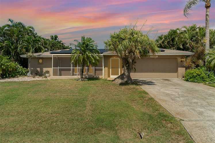1403 SE 33rd St Cape Coral, FL 33904