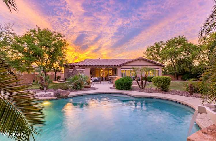 6535 S Robins Way Chandler, AZ 85249