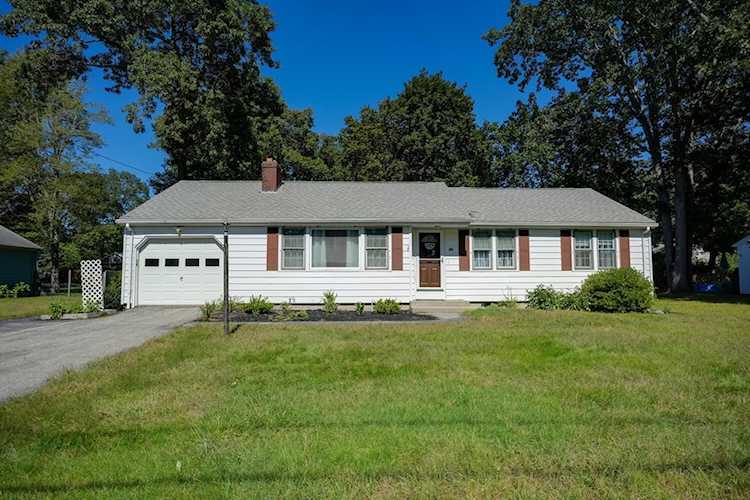 37 Sunset Dr Northborough, MA 01532