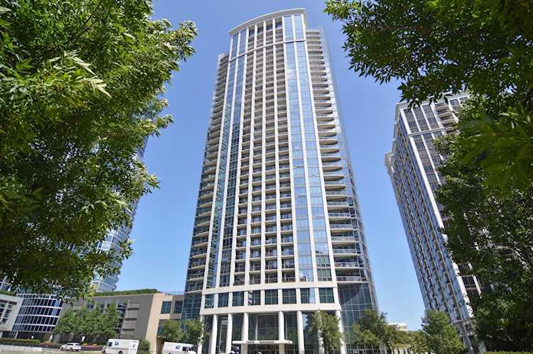 1235 S Prairie Ave #2105 Chicago, IL 60605