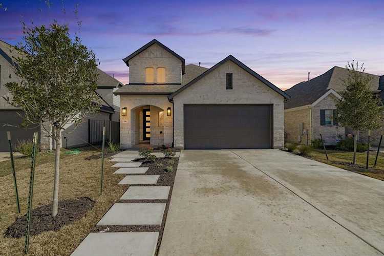 516 Calmo CT Liberty Hill, TX 78642