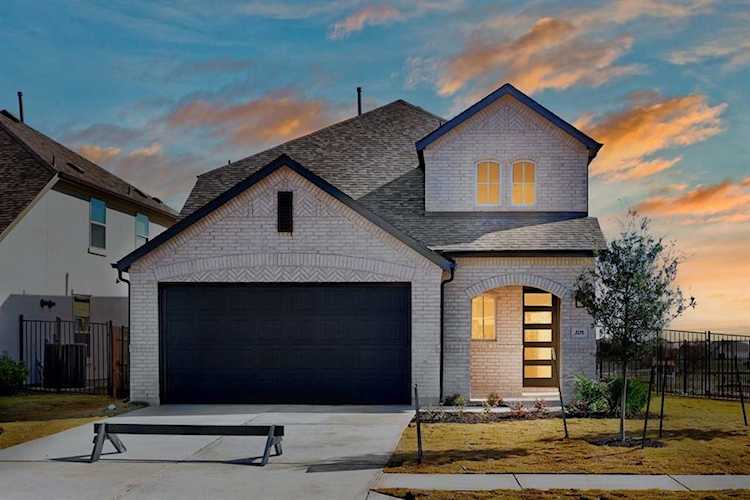 205 Dycus BND Liberty Hill, TX 78642