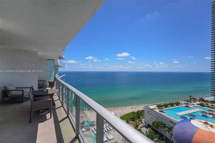 4111 S Ocean Dr #1605 Hollywood, FL 33019