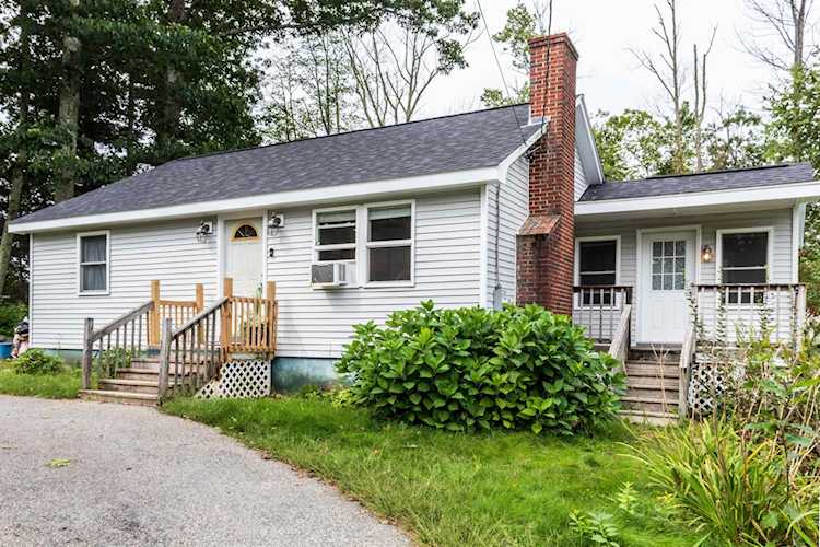 12 Church St Northwood, NH 03261