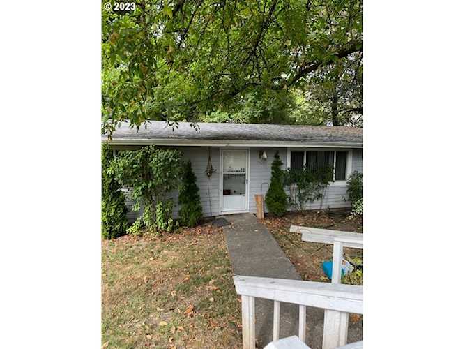7501 SW Taylors Ferry RD Tigard, OR 97223