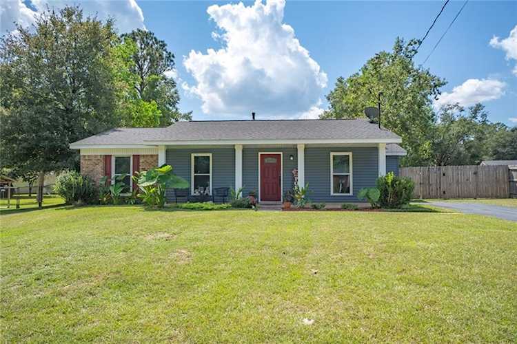 830 E Trailwood Drive Mobile, AL 36608