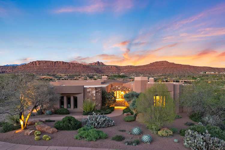 2160 N Chaco Trl St George, UT 84770