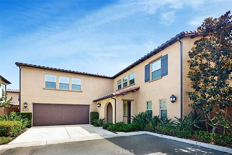 129 Yellow Pine Irvine, CA 92618 | MLS PW23174856 Photo 1